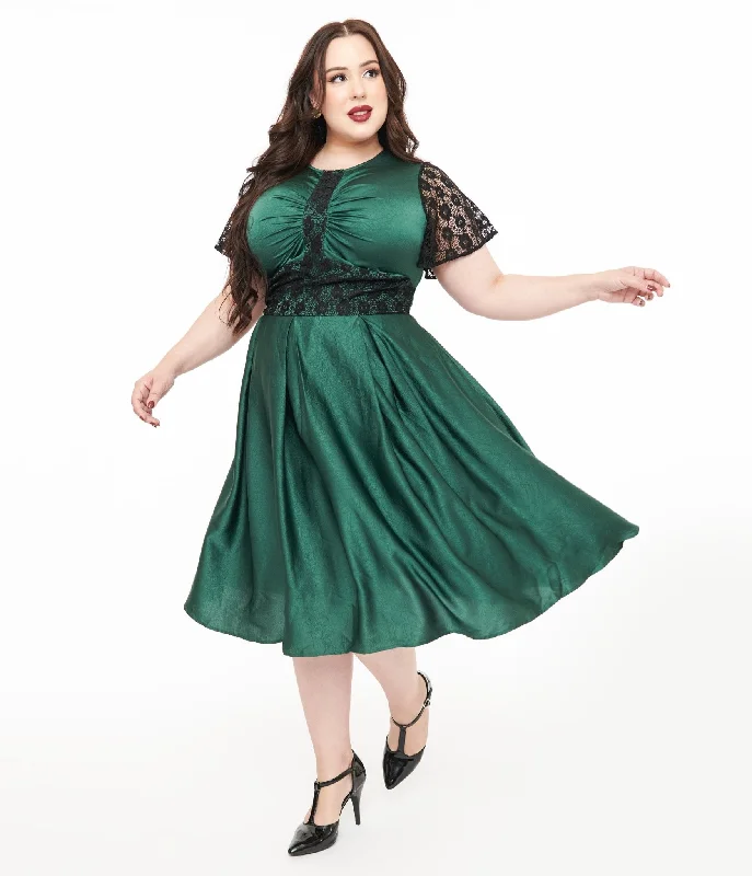  Unique Vintage Plus Size 1940s Emerald Green & Black Lace Swing Dress