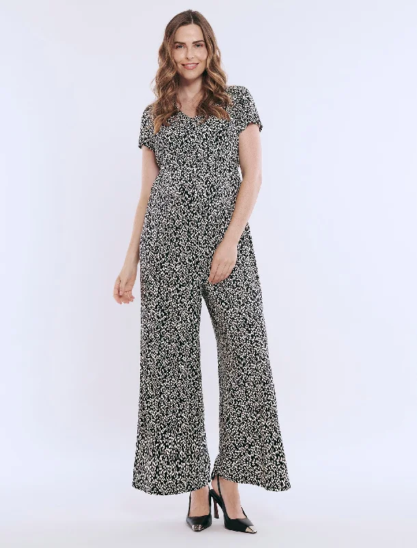 Maternity dress for a baby's first visit to the wildlife sanctuary Short Sleeve V-Neck Jumpsuit