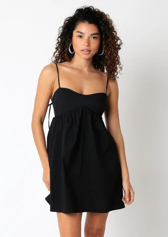 Long - Sleeve Casual Dresses in Lightweight Fabrics​ Vali Black Babydoll Cami Mini Dress
