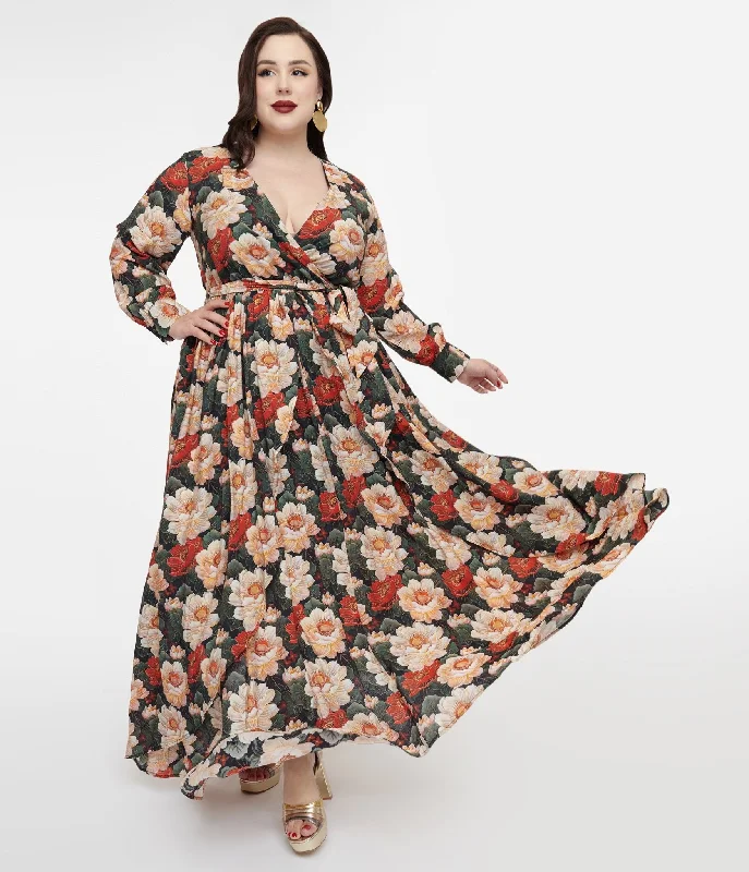  Unique Vintage Plus Size 1970s White & Red Floral Farrah Maxi Dress