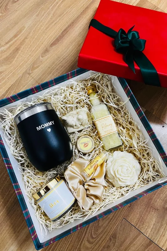 Maternity dress for a baby's first visit to the vineyard Sunshine Mommy Pamper Hamper Gift Box