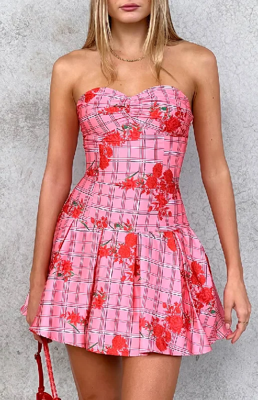Strapless mini dresses for a beach vacation Blu Pink Floral Strapless Mini Dress