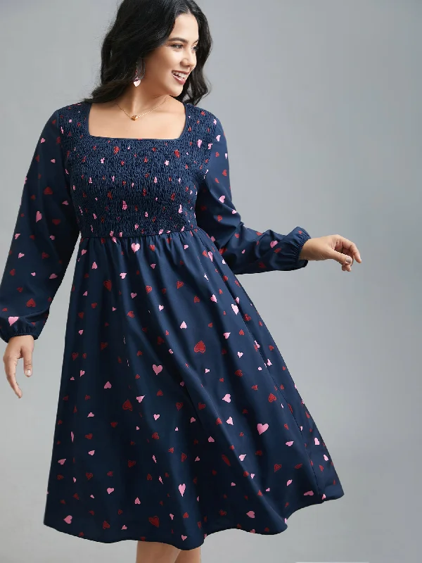  Square Neck Shirred Hearts Midi Dress