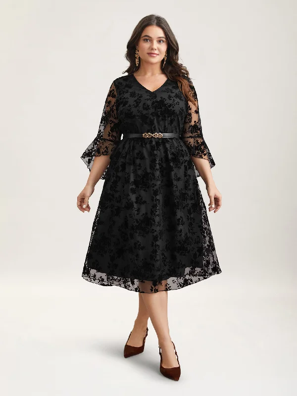 Everyday Dress with Pleated Skirt for a Feminine Touch​ Sheer Textured Waist-Cinched Midi Dress