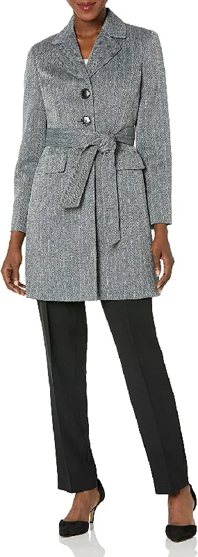 Maternity dress for a brunch with friends Le Suit Formal 3 Button Two Piece Jacket Pan Suit