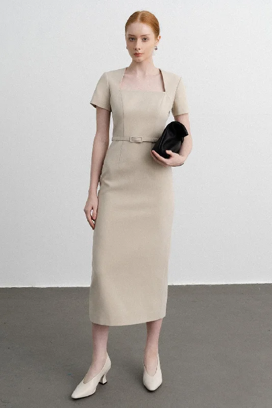 Midi dresses with ribbed textures for a unique and tactile appearance Ava Sheath Short Sleeved Polycotton Midi Dress Midi dresses with ribbed textures for a unique and tactile appearance Ava Sheath Short Sleeved Polycotton Midi Dress