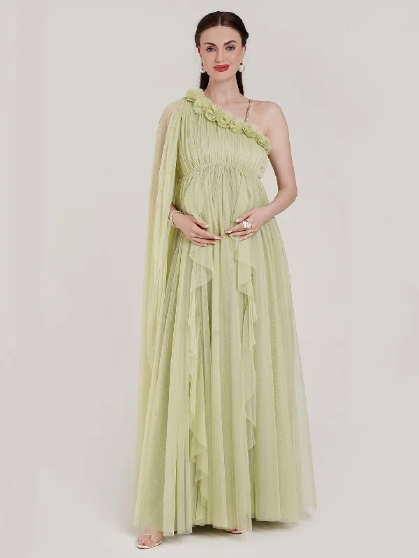 Maternity dress for a baby's first visit to the opera Green Ruffle Maternity Gown