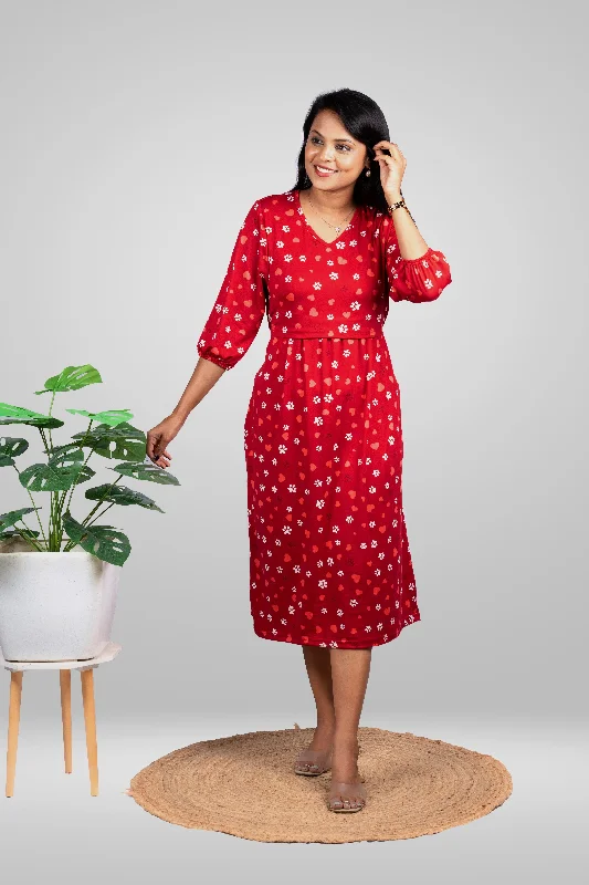 Maternity dress for a family photoshoot Midi Luxury Heartly Paw  Light Weight Dress