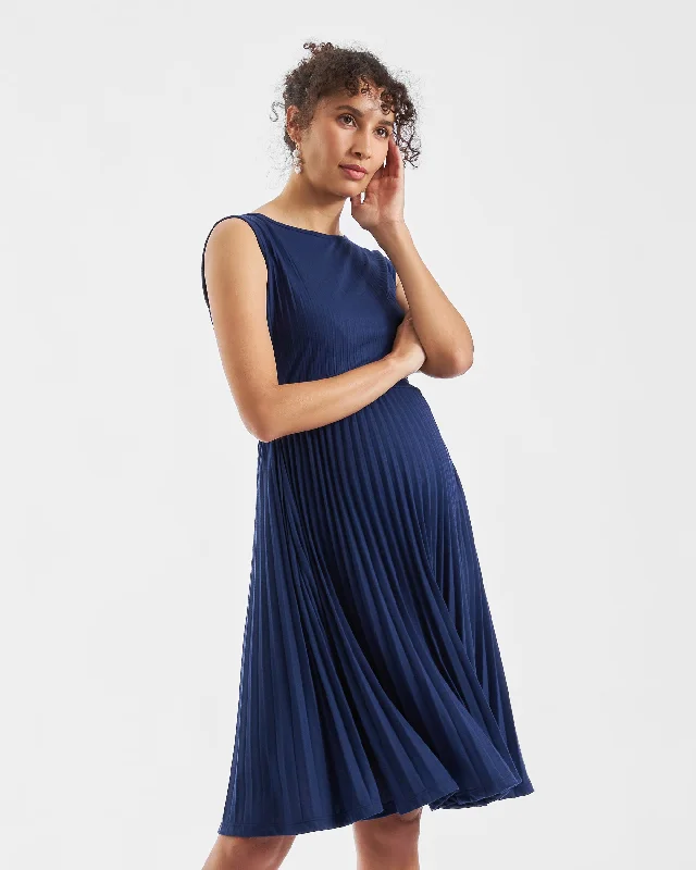Maternity dress for a baby's naming ceremony Knife Pleat Dress Blueprint
