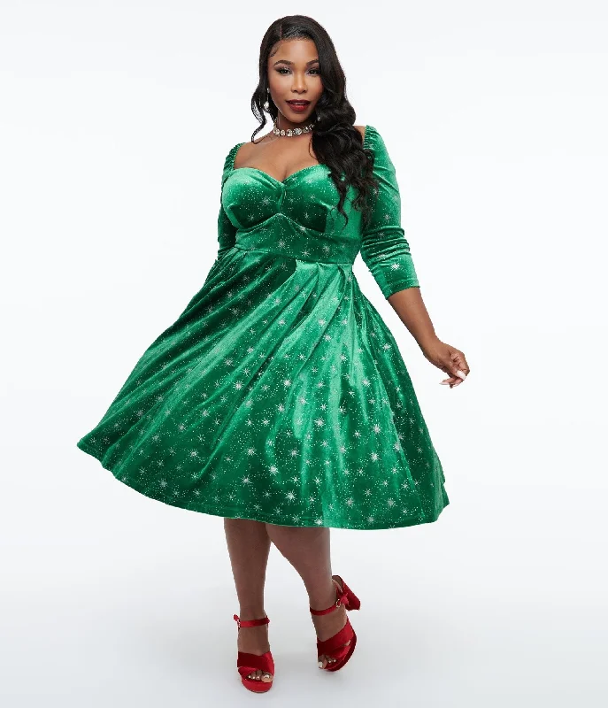  Unique Vintage Plus Size 1950s Green & Silver Snowflake Velvet Lamar Swing Dress