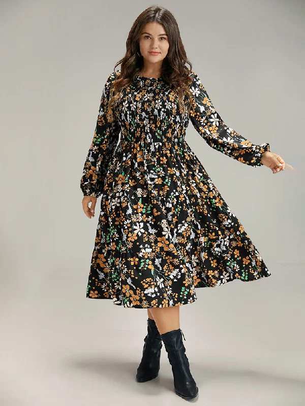  Floral Print Keyhole Shirred Dress