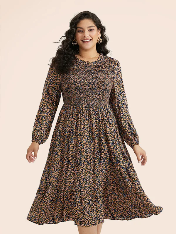 Everyday Dress with Batik Print for an Ethnic Look​ Ditsy Floral Shirred Pocket Pleated Frill Trim Dress