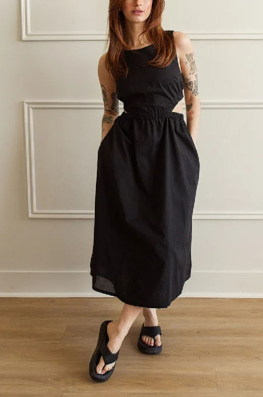Strapless mini dresses for a beach vacation Eleonor | Black Midi Dress w/ Cut-Out