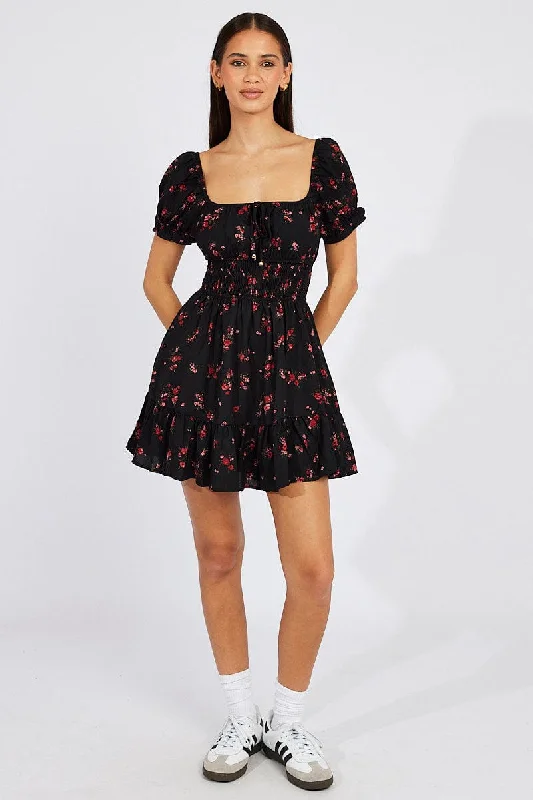 Mermaid - Style Women Dress with a Fitted Silhouette for Special OccasionsBlack Floral Fit And Flare Dress Puff Sleeve Mini