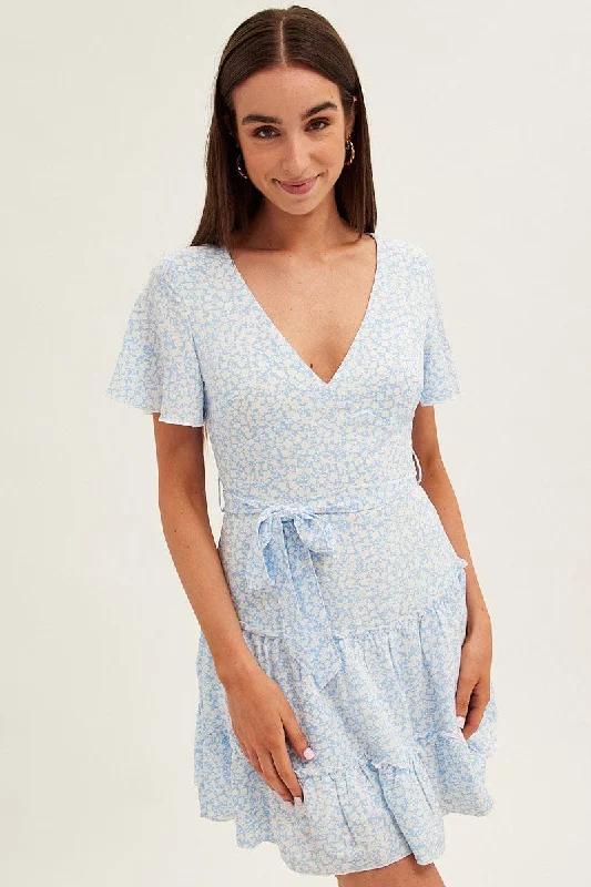 Empire Waist Women Dress to Accentuate the Bust and Conceal the WaistBlue Floral Skater Dress Short Sleeve V Neck Frill Hem Floral