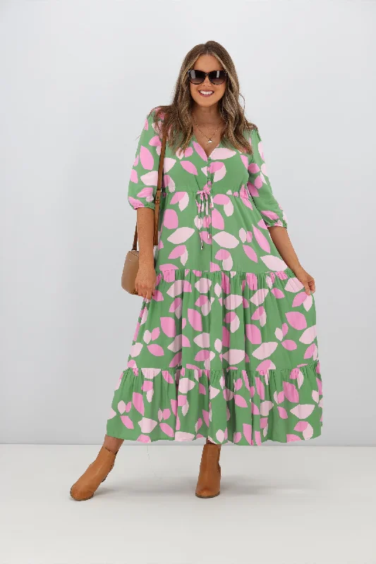 Shift Women Dress with a Simple and Classic Design for Everyday WearFria Amelia Amora 3/4 Sleeve Maxi Dress Green
