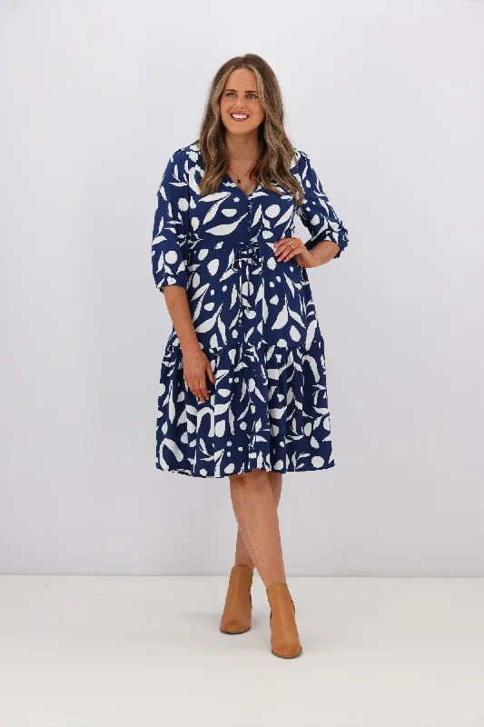 Shift Women Dress with a Simple and Classic Design for Everyday WearFria Fall Leaf 3/4 Sleeve Dress Navy