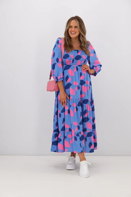 Maxi Women Dress with Floral Print for a Bohemian VibeFria Jenna Amora Shirring Dress Blue