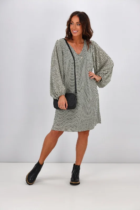 Mini Women Dress with a Short Hem for a Young and Trendy StyleGloss by Shine On Joni Shift Dress with Blouson Sleeve Geo Spot