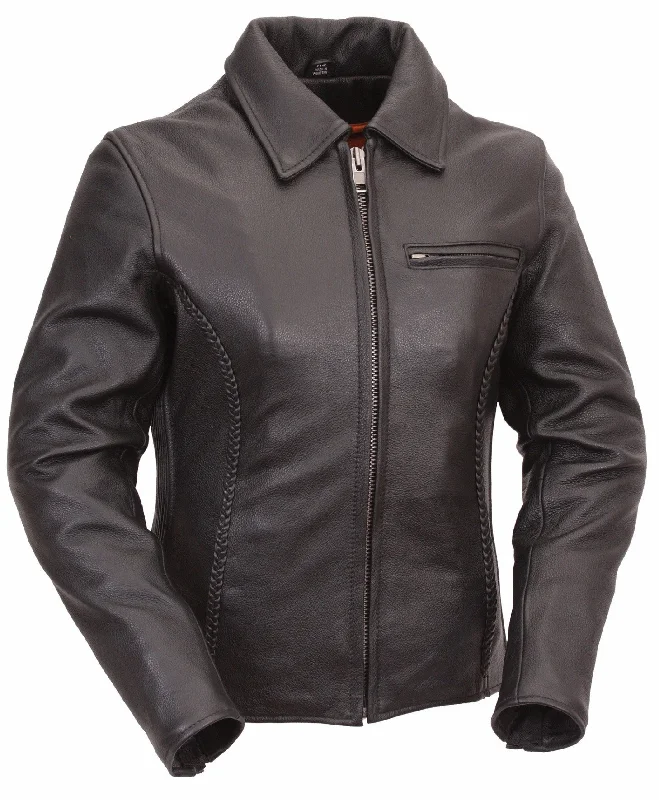 Women's cropped down jackets in bold colors for a sporty and fashionable winter outfitLadies Contessa Jacket Women's cropped down jackets in bold colors for a sporty and fashionable winter outfitLadies Contessa Jacket