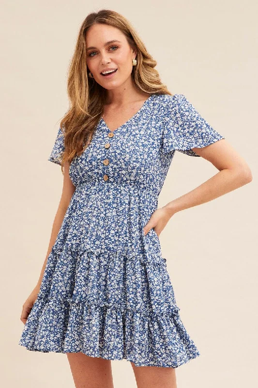 Mini Women Dress with a Short Hem for a Young and Trendy StylePrint Short Sleeve Mini Skater Dress