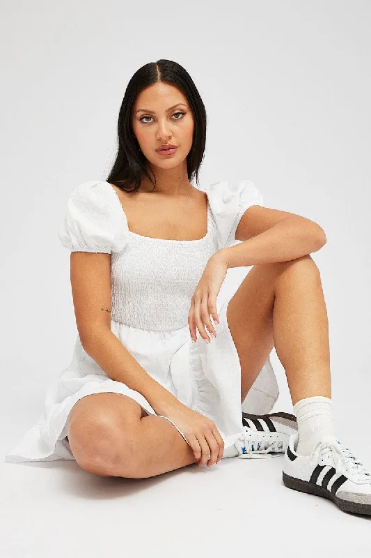 Lace - Embellished Women Dress for an Elegant and Sophisticated AppearanceWhite Fit and Flare Dress Short Sleeve Shirred