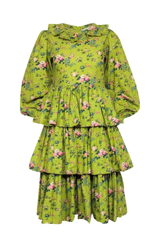 Shift Women Dress with a Simple and Classic Design for Everyday Wear Shift Women Dress with a Simple and Classic Design for Everyday Wear Batsheva - Green & Floral Print Long Sleeve Dress Sz 2