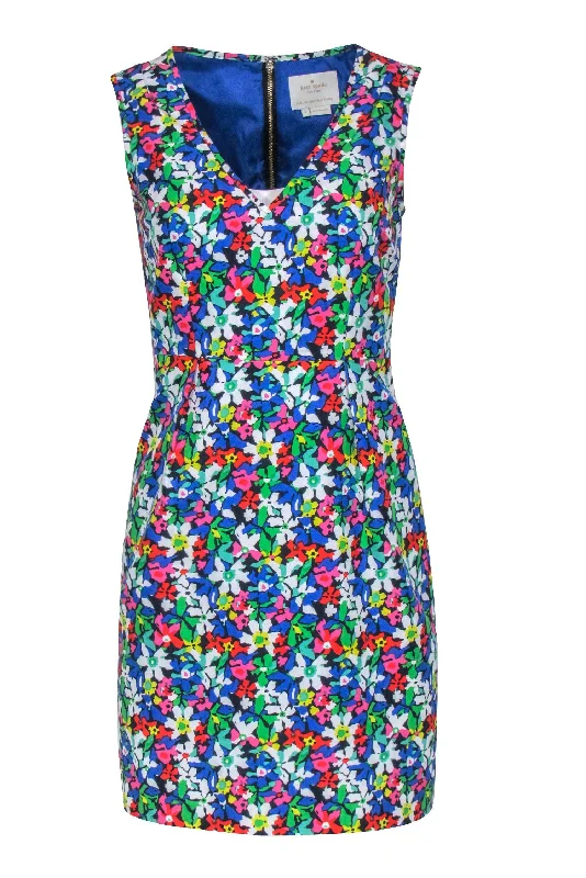 Lace - Embellished Women Dress for an Elegant and Sophisticated Appearance Lace - Embellished Women Dress for an Elegant and Sophisticated Appearance Kate Spade - Blue w/ Multi Color Floral Print Sleeveless Dress Sz 2