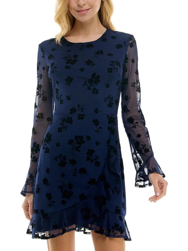 Mini Women Dress with a Short Hem for a Young and Trendy Style Mini Women Dress with a Short Hem for a Young and Trendy Style Petites Womens Floral Causal Sheath Dress