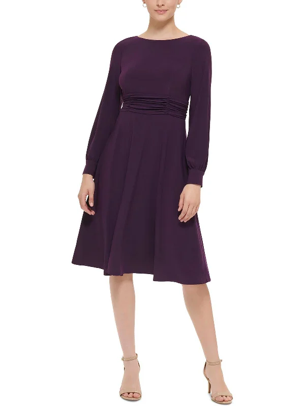 Backless Women Dress for a Sexy and Alluring Look at Evening Events Backless Women Dress for a Sexy and Alluring Look at Evening Events Petites Womens Ruched Waist Knee Wear to Work Dress