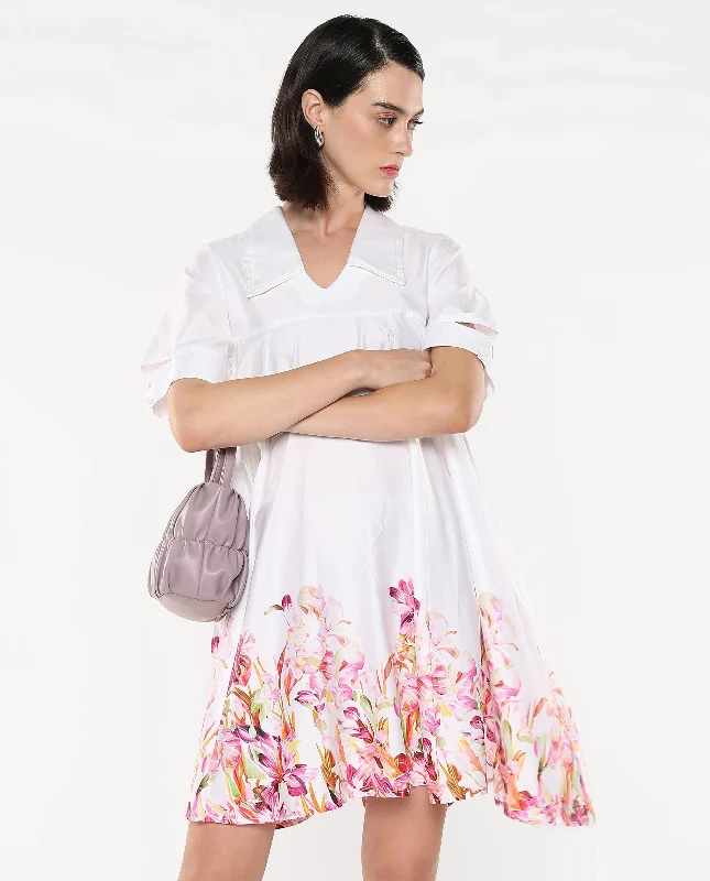Ball Gown Women Dress with a Full Skirt for a Princess - like Look Ball Gown Women Dress with a Full Skirt for a Princess - like Look Rareism Women Qura Multi Printed Dress