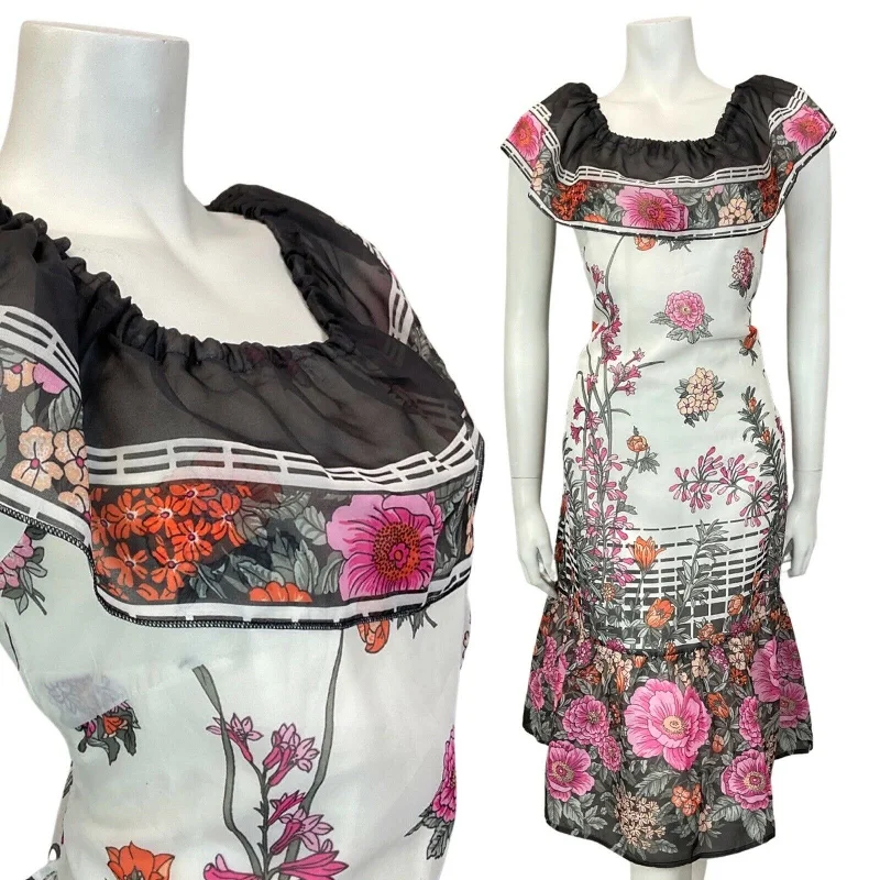 Backless Women Dress for a Sexy and Alluring Look at Evening Events Backless Women Dress for a Sexy and Alluring Look at Evening Events VINTAGE 60s 70s WHITE BLACK PINK FLORAL GARDEN RUFFLED SUMMER DRESS 10 12