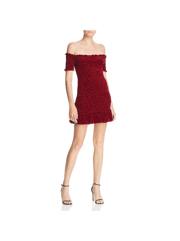 Printed Abstract Women Dress for a Modern and Artistic Appeal Printed Abstract Women Dress for a Modern and Artistic Appeal Womens Smocked Velvet Mini Dress