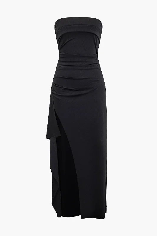 Maxi dresses with a ruched bodice for a more form - fitting and feminine shapeSolid Pleated Strapless Maxi Dress Maxi dresses with a ruched bodice for a more form - fitting and feminine shapeSolid Pleated Strapless Maxi Dress
