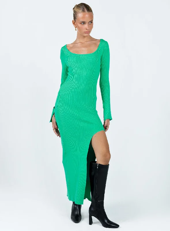 Midi dresses with ruched bodices for a feminine and fitted feelHerald Long Sleeve Midi Dress Sage Midi dresses with ruched bodices for a feminine and fitted feelHerald Long Sleeve Midi Dress Sage