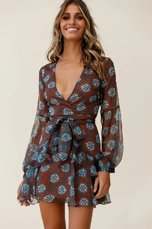 Sequined mini dresses for New Year's EveKerry Layered Balloon Sleeve Dress Leaf Print Brown