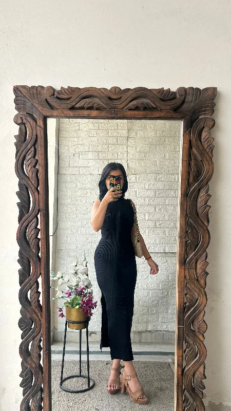 Bodycon dress with a flared skirt for a unique silhouette​Classy black 32-34 bust/l:44