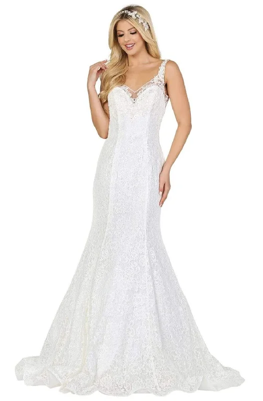 Sleeveless wedding dresses with a beaded belt​Dancing Queen - 151 Lace V-neck Mermaid Dress With Train