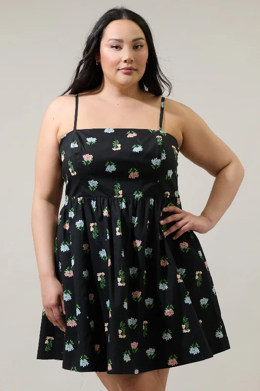 Strapless formal dresses with tulle skirts for a classic prom lookMayrel Floral Lesly Fit and Flare Dress Curve