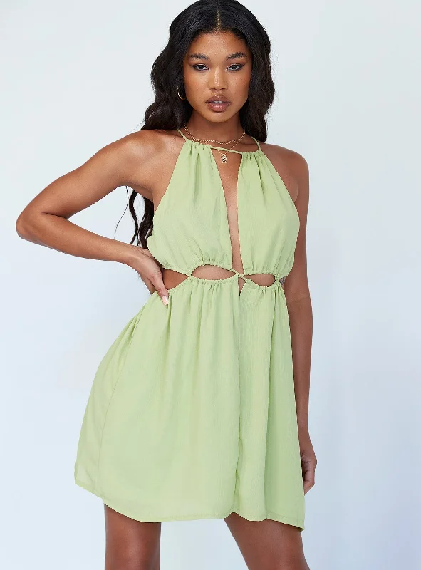 Prom dresses with side - slit pockets and solid - color fabrics for a practical and stylish formal lookNoa Mini Dress Green